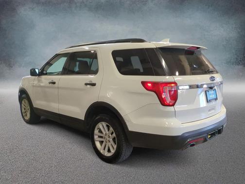 2017 Ford Explorer Base