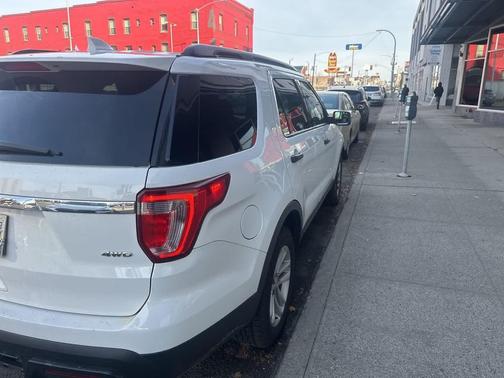 2017 Ford Explorer Base