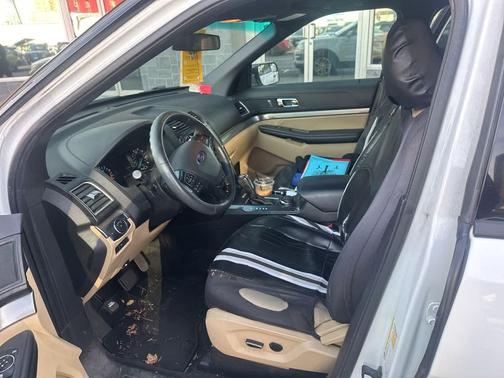 2017 Ford Explorer Base