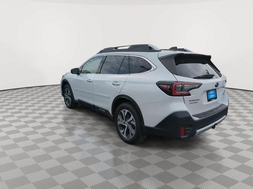 2022 Subaru Outback Touring XT