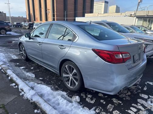 2017 Subaru Legacy Limited