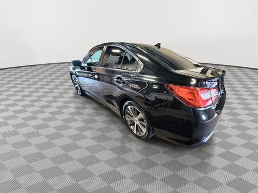Crystal Black Silica 2018 Subaru Legacy Limited
