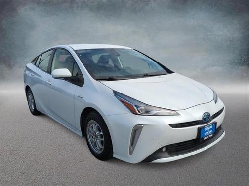 2022 Toyota Prius LE