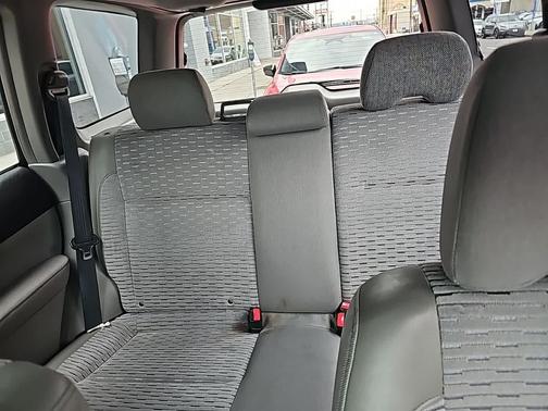 2004 Subaru Forester Base