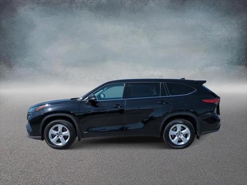 2022 Toyota Highlander Hybrid LE