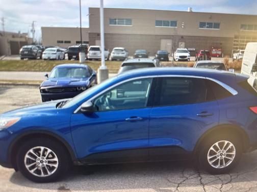 2022 Ford Escape SE
