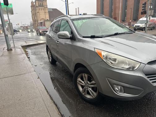 2013 Hyundai TUCSON GLS
