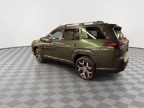 Deep Emerald Green Pearl 2026 Subaru Outback Touring XT