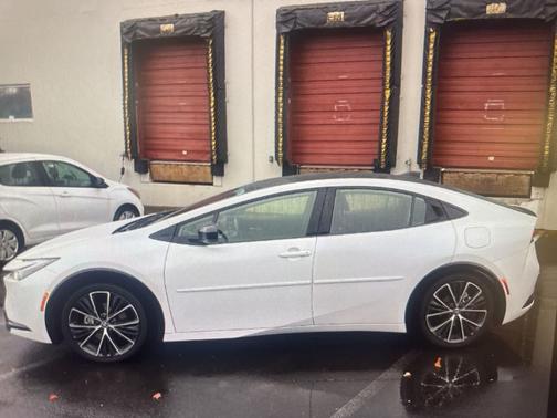 2024 Toyota Prius XLE