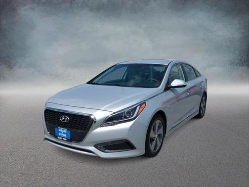 2016 Hyundai SONATA Hybrid Limited