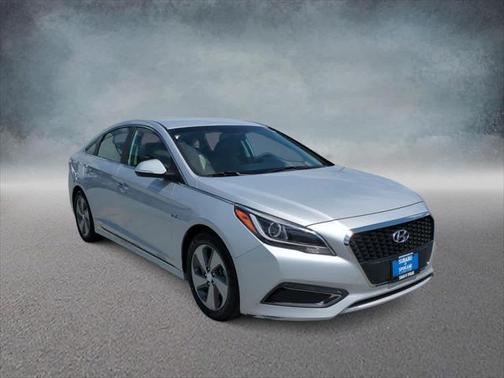 2016 Hyundai SONATA Hybrid Limited