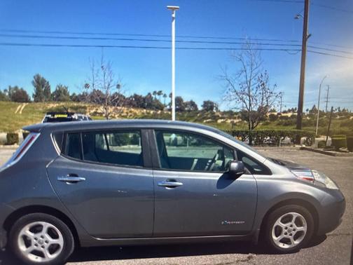 2015 Nissan Leaf SV
