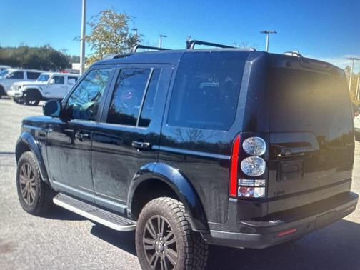 2015 Land Rover LR4 Base