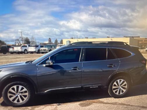 Magnetite Gray Metallic 2020 Subaru Outback Premium