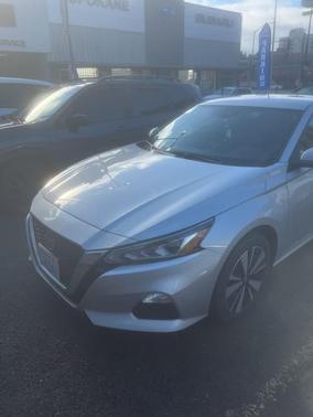 2022 Nissan Altima 2.5 SV