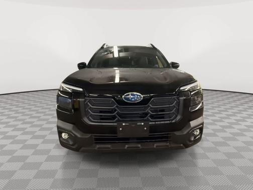 Crystal Black Silica 2026 Subaru Outback Limited