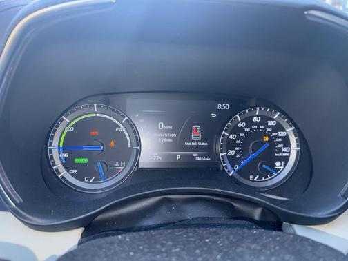 2021 Toyota Highlander Hybrid Platinum