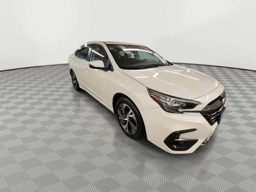 Crystal White Pearl 2025 Subaru Legacy Premium