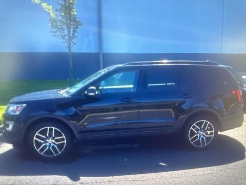 2017 Ford Explorer sport