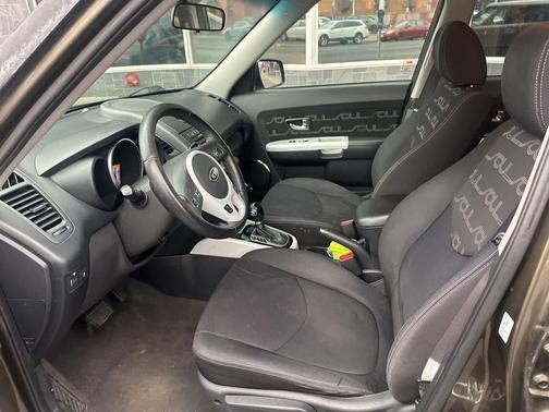 2012 Kia Soul +