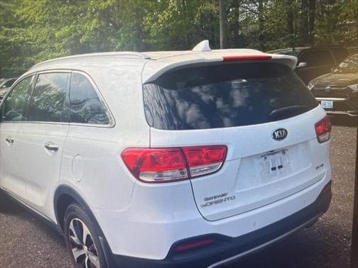 2016 Kia Sorento EX