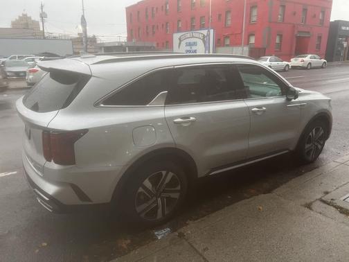 2023 Kia Sorento Plug-In Hybrid SX Prestige