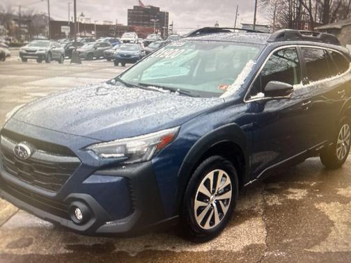 2025 Subaru Outback Premium