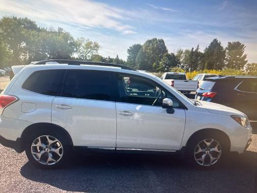 2017 Subaru Forester 2.5i Touring