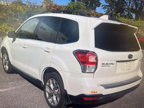 2017 Subaru Forester 2.5i Touring