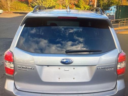 2016 Subaru Forester 2.5i Touring