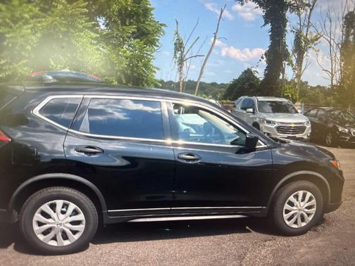 2020 Nissan Rogue S