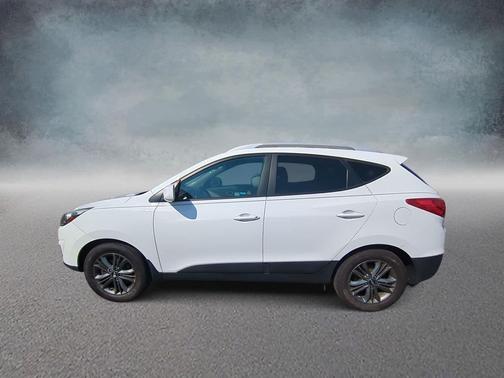 2015 Hyundai TUCSON SE