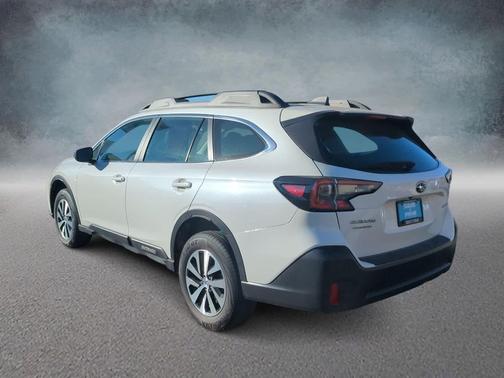 2020 Subaru Outback Base