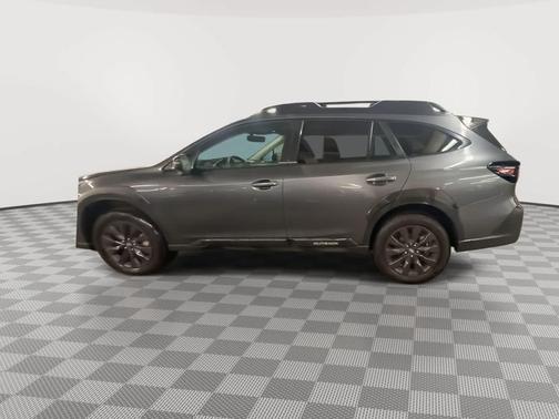 Magnetite Gray Metallic 2025 Subaru Outback Onyx Edition