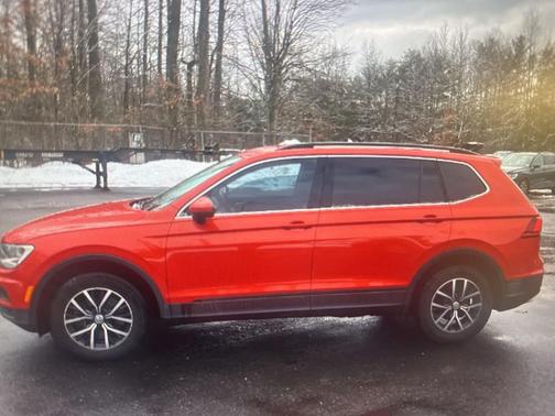 2019 Volkswagen Tiguan 2.0T SE 4MOTION