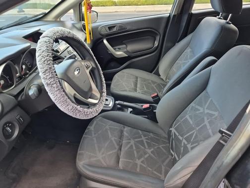 2012 Ford Fiesta SE
