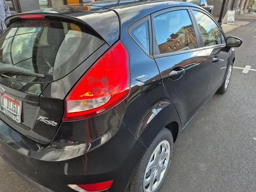 2012 Ford Fiesta SE