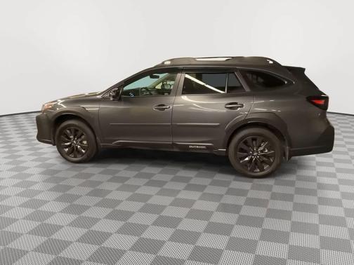 Magnetite Gray Metallic 2025 Subaru Outback Onyx Edition