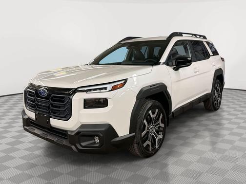 Crystal White Pearl 2026 Subaru Outback Touring XT