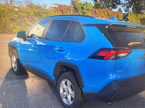 2021 Toyota RAV4 Hybrid LE