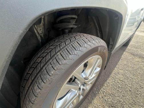 Wind Chill Pearl 2025 Toyota RAV4 Limited