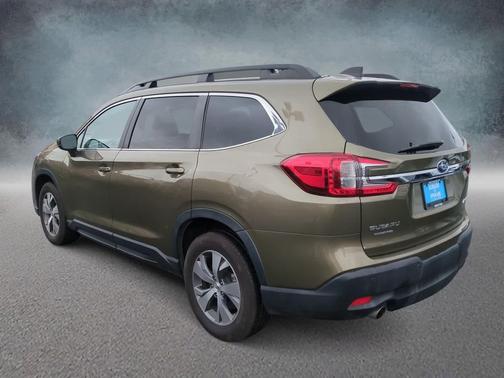 2024 Subaru Ascent Premium 7-Passenger