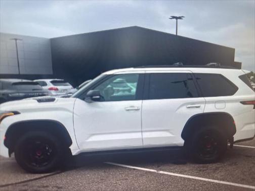 2024 Toyota Sequoia Base