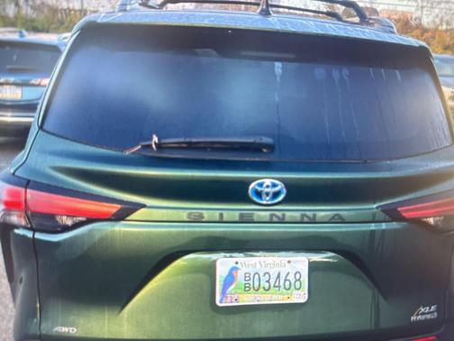 2021 Toyota Sienna XLE 7 Passenger