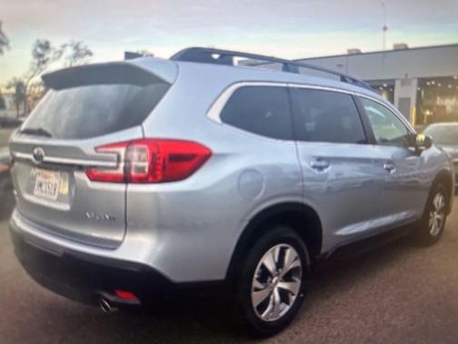 2024 Subaru Ascent Premium 7-Passenger