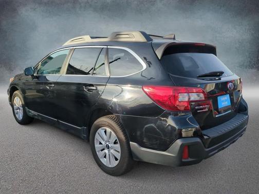 2018 Subaru Outback 2.5i Premium