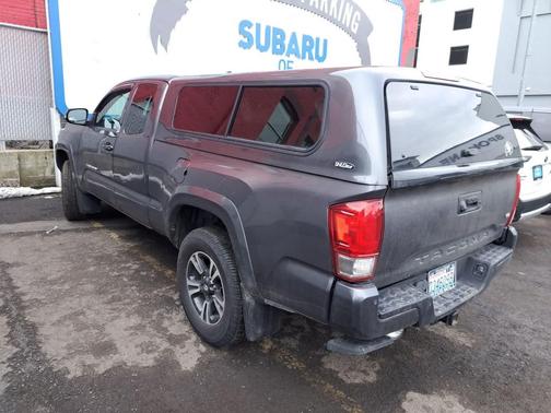 2017 Toyota Tacoma TRD Sport