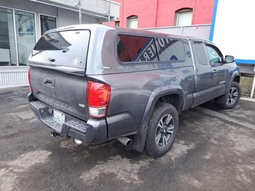 2017 Toyota Tacoma TRD Sport