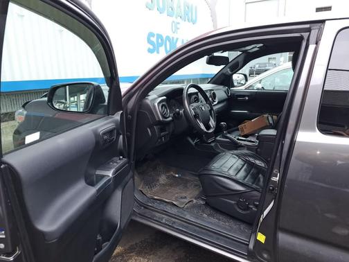 2017 Toyota Tacoma TRD Sport