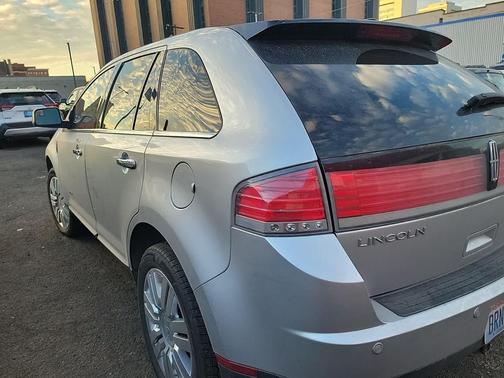 2010 Lincoln MKX Base